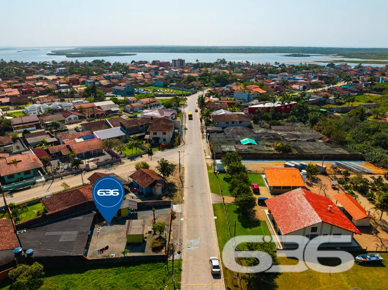 Oportunidade Única de Moradia: Residência Térrea e