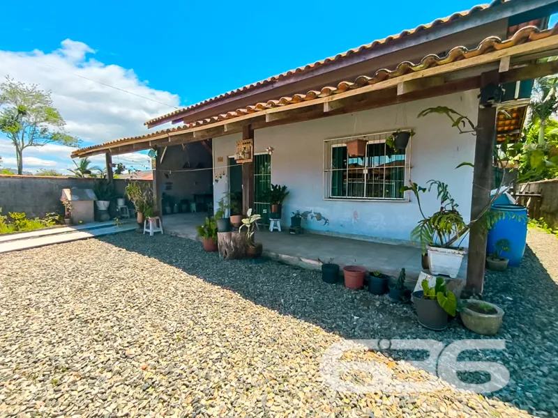 Encante-se com Esta Oportunidade Única em Balneári