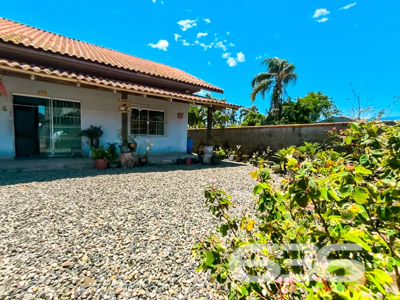 Encante-se com Esta Oportunidade Única em Balneári