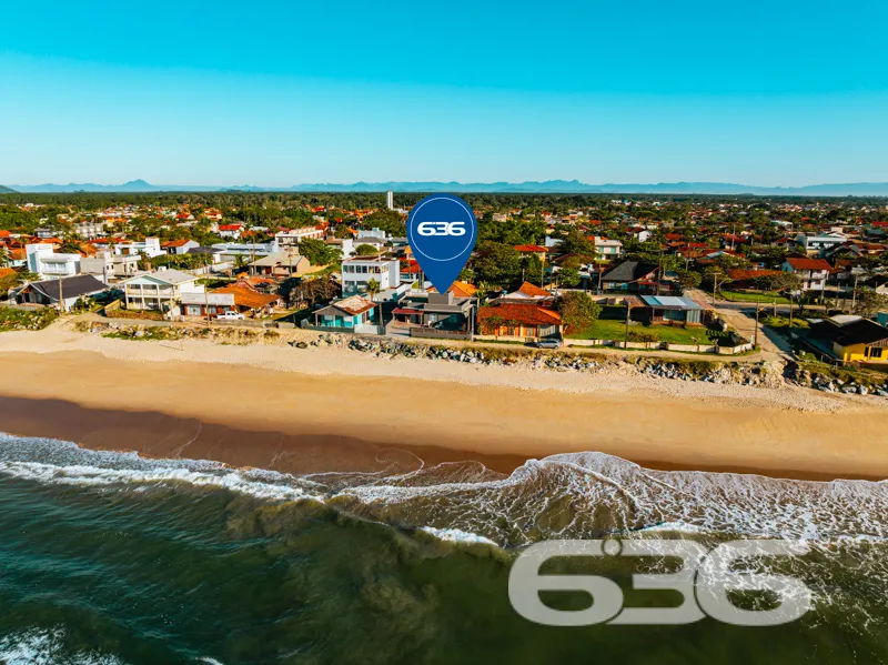 Ampla residência térrea à venda no bairro Salinas 