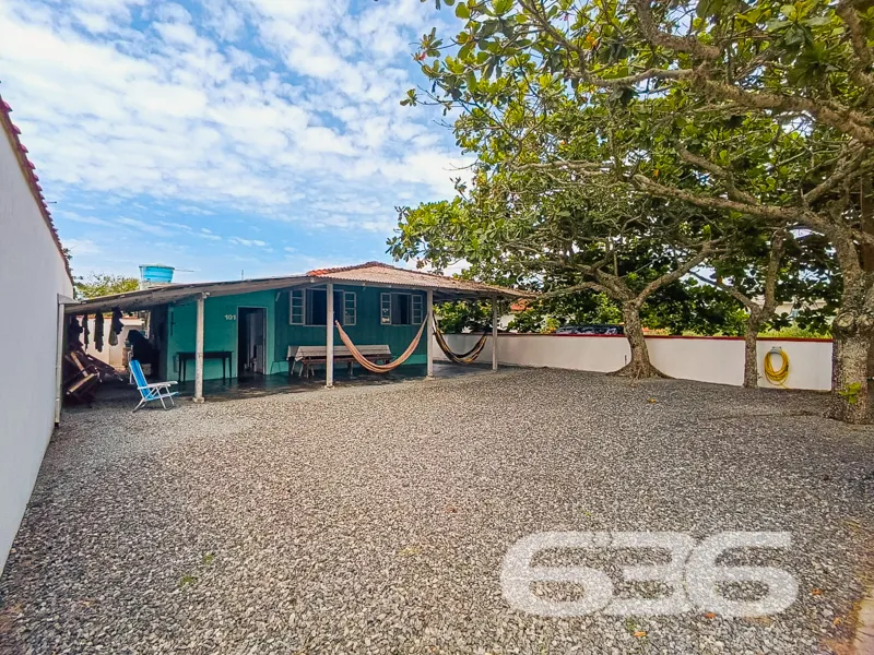 Casa à venda no bairro Salinas em Balneário Barra 