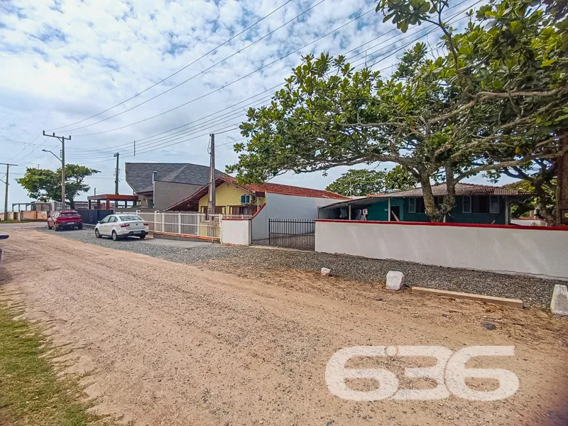 Casa à venda no bairro Salinas em Balneário Barra 