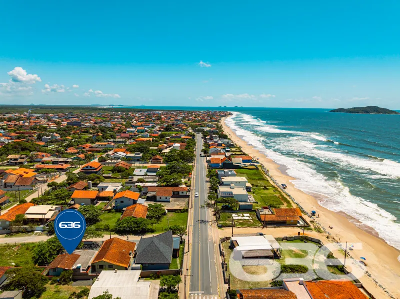 Casa à venda no bairro Salinas em Balneário Barra 