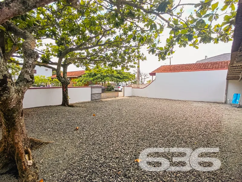 Casa à venda no bairro Salinas em Balneário Barra 