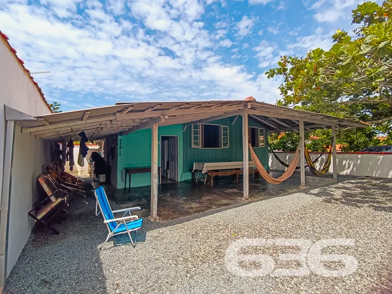 Casa à venda no bairro Salinas em Balneário Barra 