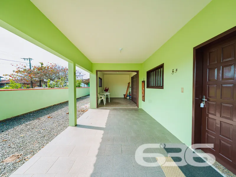 Descubra Seu Refúgio à Beira-Mar em Balneário Barr