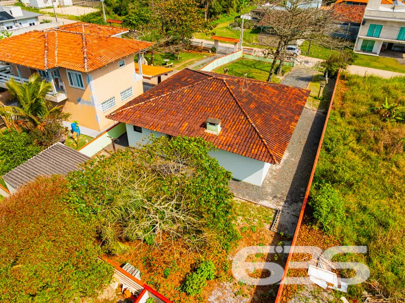 Descubra Seu Refúgio à Beira-Mar em Balneário Barr
