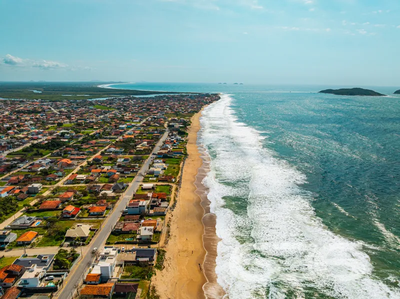 Descubra Seu Refúgio à Beira-Mar em Balneário Barr