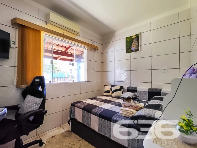 Sobrado à venda no bairro Salinas em Balneário Bar