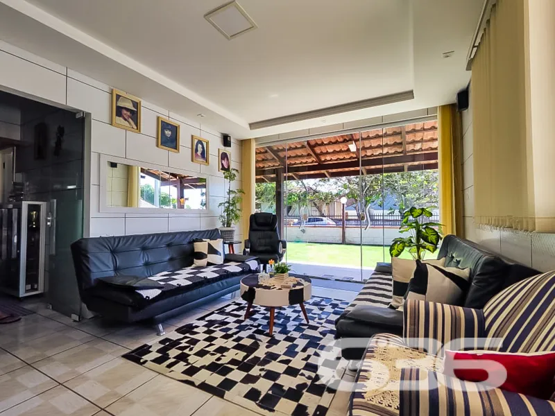 Sobrado à venda no bairro Salinas em Balneário Bar