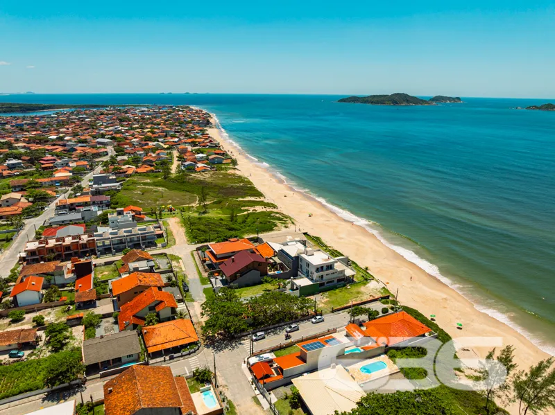 Sobrado à venda no bairro Salinas em Balneário Bar
