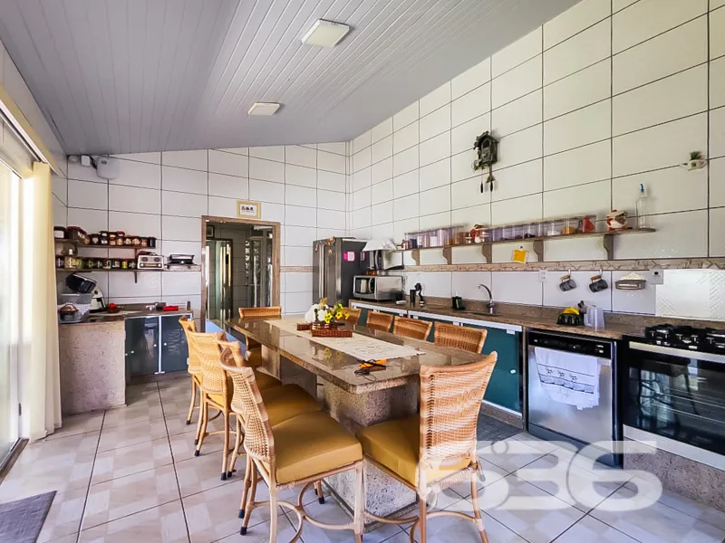 Sobrado à venda no bairro Salinas em Balneário Bar