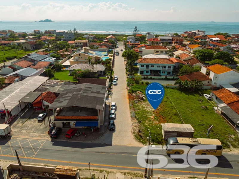TERRENO DE ESQUINA À VENDA | PRÓXIMO AO MAR | 490