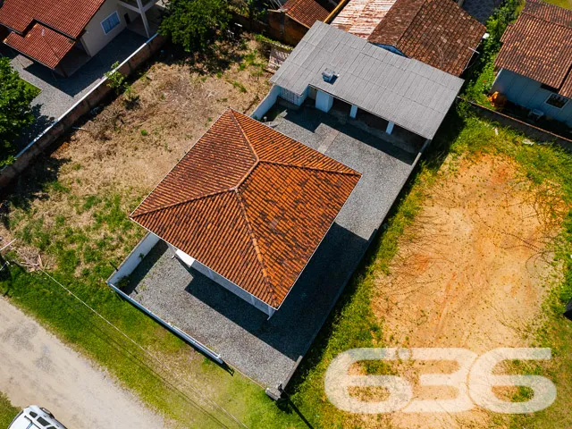 SOBRADO COM 3 DORMITÓRIOS COM VISTA PARA A LAGOA