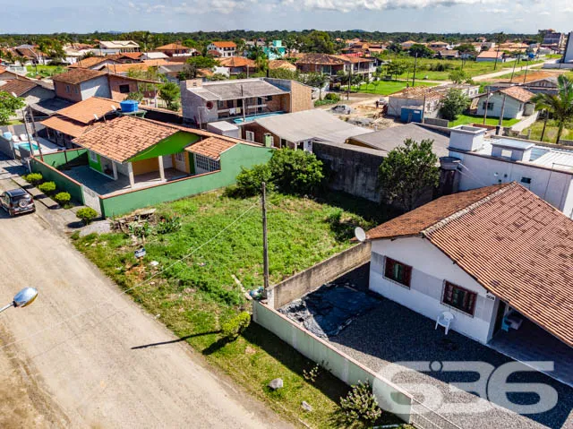 TERRENO À VENDA NO CENTRO DE BALNEÁRIO BARRA DO SU