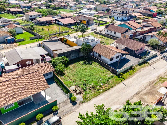 TERRENO À VENDA NO CENTRO DE BALNEÁRIO BARRA DO SU