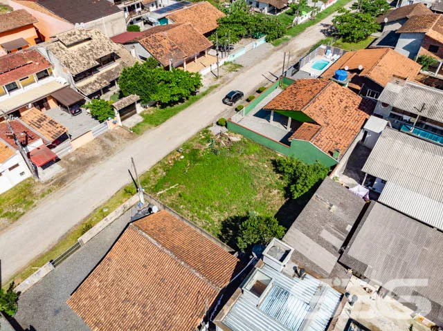 TERRENO À VENDA NO CENTRO DE BALNEÁRIO BARRA DO SU