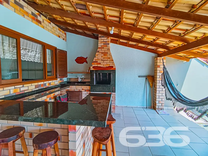 Casa à venda no bairro Salinas, Balneário Barra do