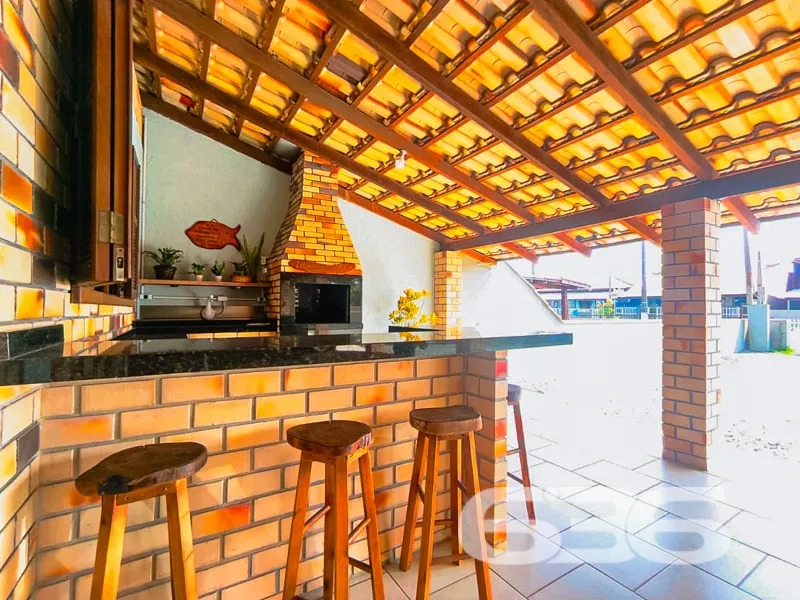 Casa à venda no bairro Salinas, Balneário Barra do