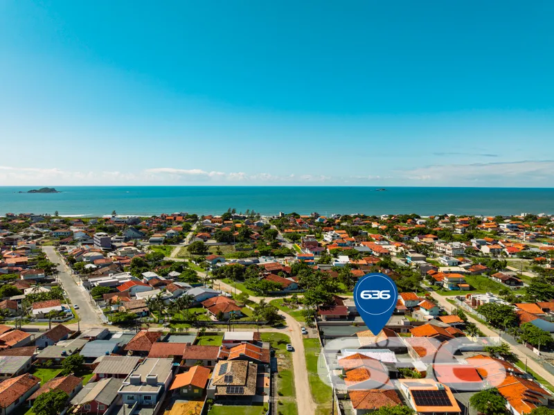 Casa à venda no bairro Salinas, Balneário Barra do