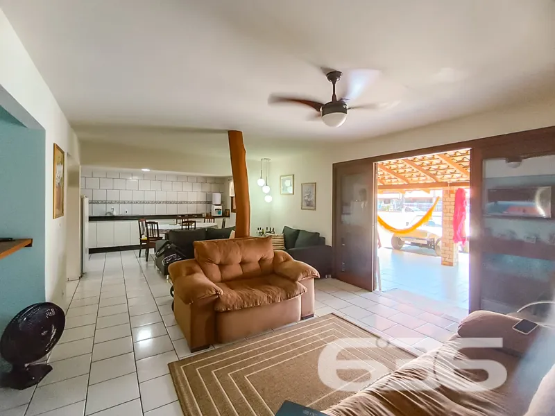 Casa à venda no bairro Salinas, Balneário Barra do