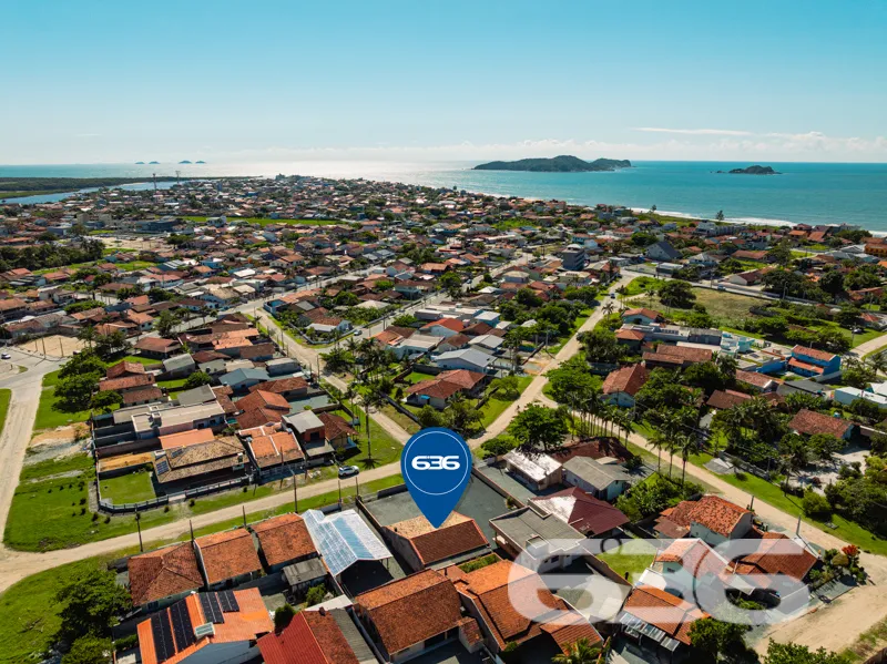 Casa à venda no bairro Salinas, Balneário Barra do