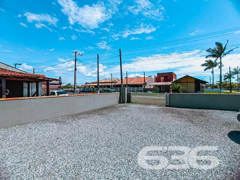 Casa à venda no bairro Salinas, Balneário Barra do