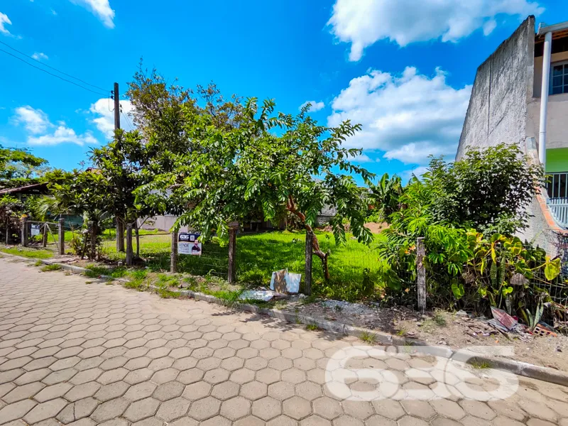 Terreno à venda no bairro Costeira, Balneário Barr