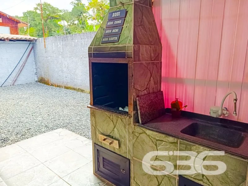 Descubra seu refúgio na praia: Residência Térrea n