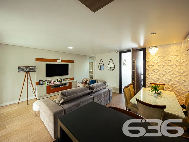 RESIDÊNCIA DESLUMBRANTE COM 3 SUÍTES NO CENTRO DE