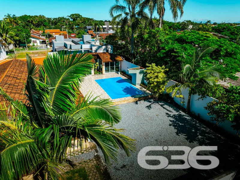 Casa à venda no Costeira, Balneário Barra do Sul |