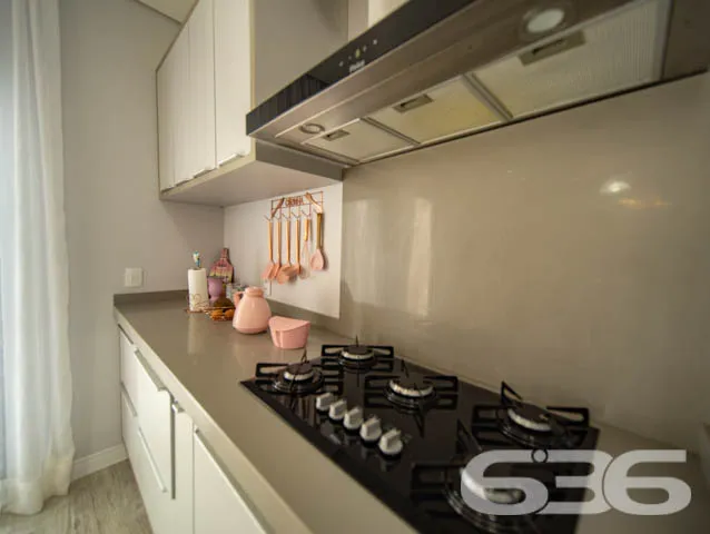 BELÍSSIMA CASA COM 1 SUÍTE E 2 QUARTOS EM BALNEÁRI