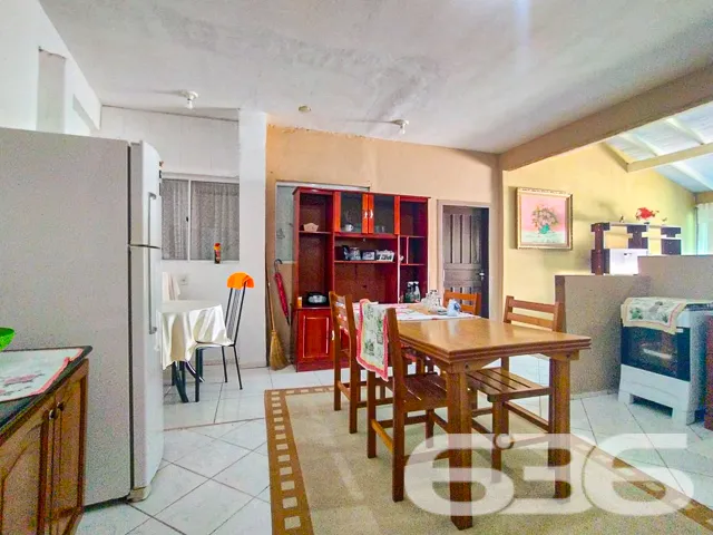 Residência Moderna em Balneário Barra do Sul - Per