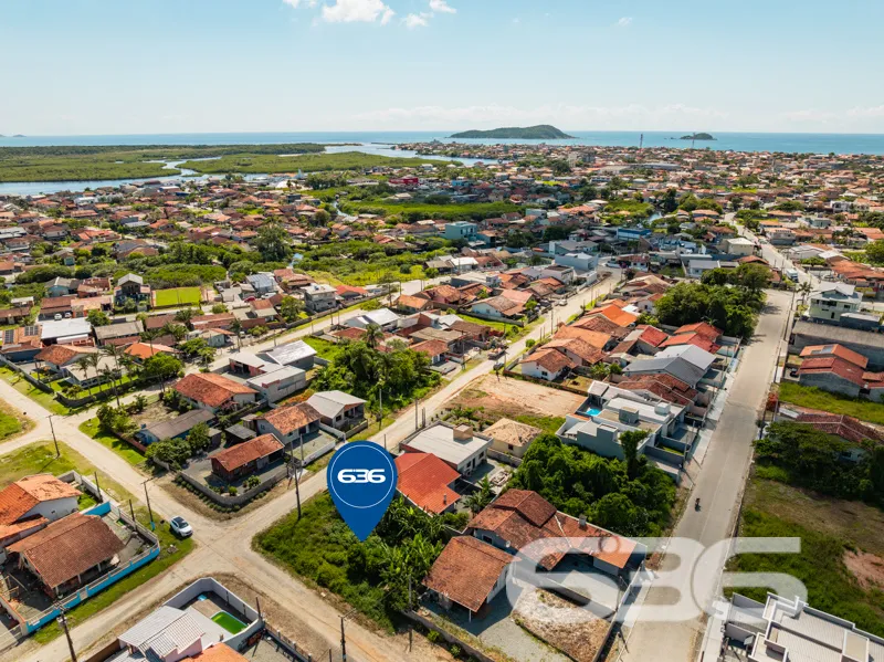 Terreno à venda no Centro, Balneário Barra do Sul.