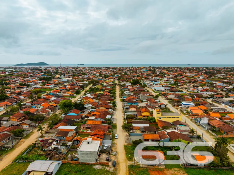Sua Nova Casa Espera por Você em Balneário Barra d