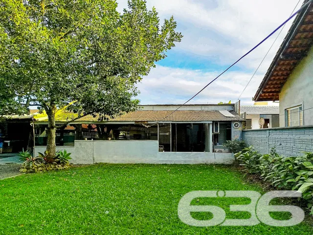 Apresentamos um exclusivo imóvel localizado no cor