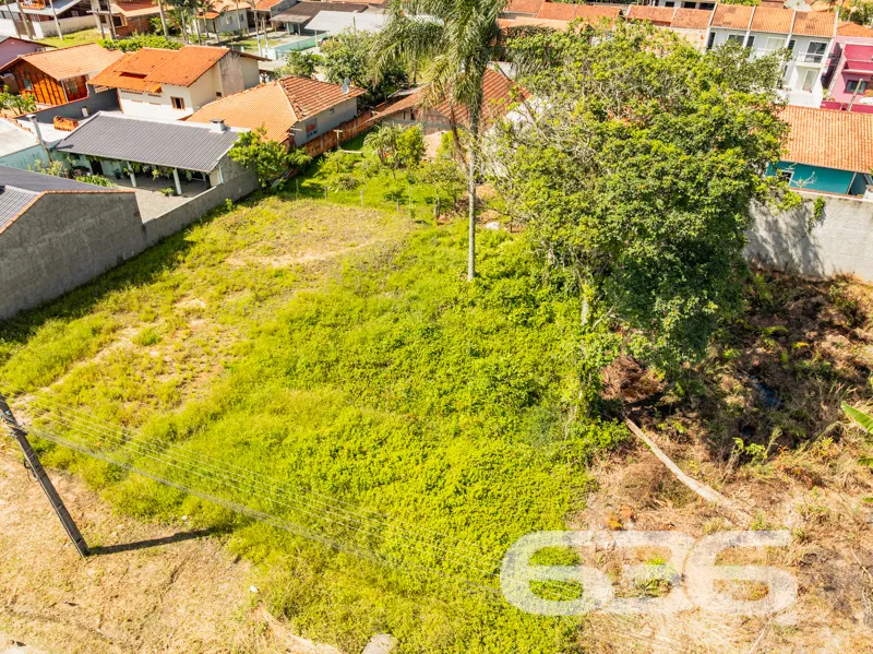 Terreno à venda no Centro, Balneário Barra do Sul!