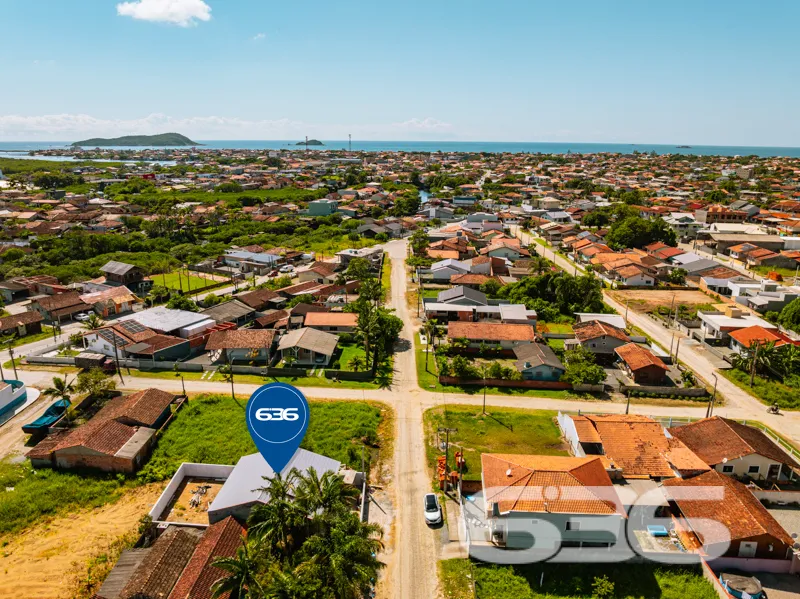 Casa Nova à venda no Centro de Barra do Sul – 3 Qu