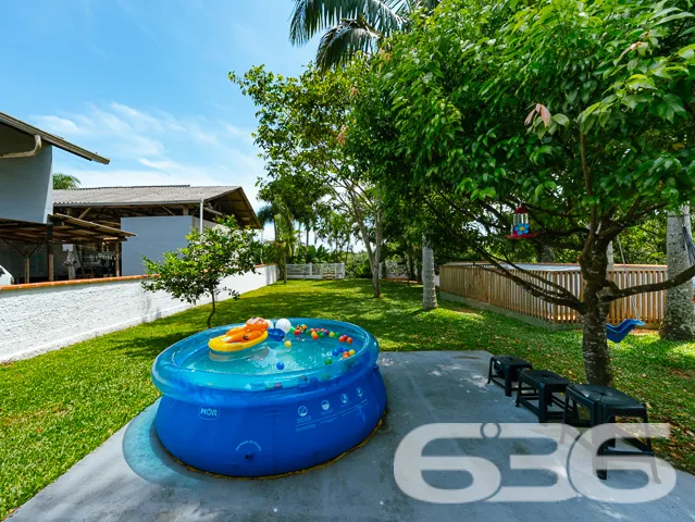 LINDA CASA FUNDOS PARA O RIO PEREQUÊ NO BAIRRO COS