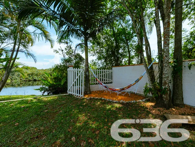 LINDA CASA FUNDOS PARA O RIO PEREQUÊ NO BAIRRO COS
