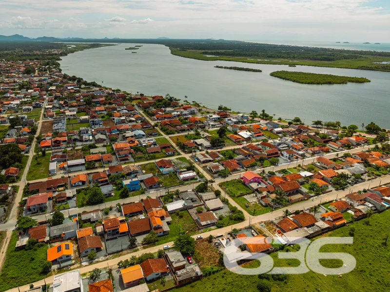 Terreno à venda no bairro Costeira, Balneário Barr