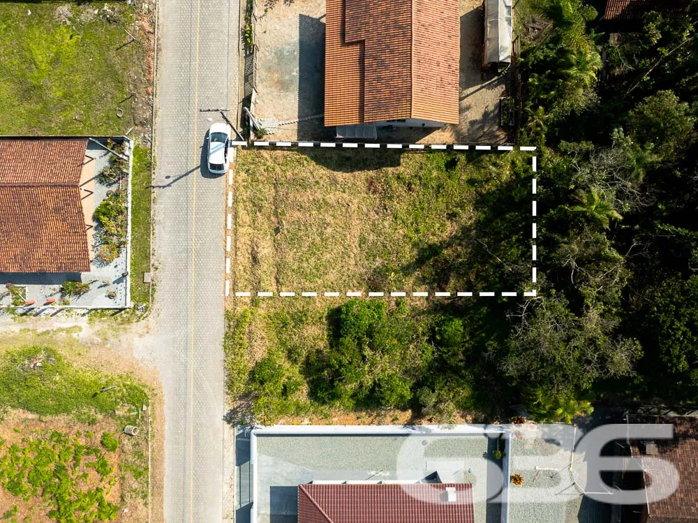 Descubra o potencial ilimitado do terreno em Balne