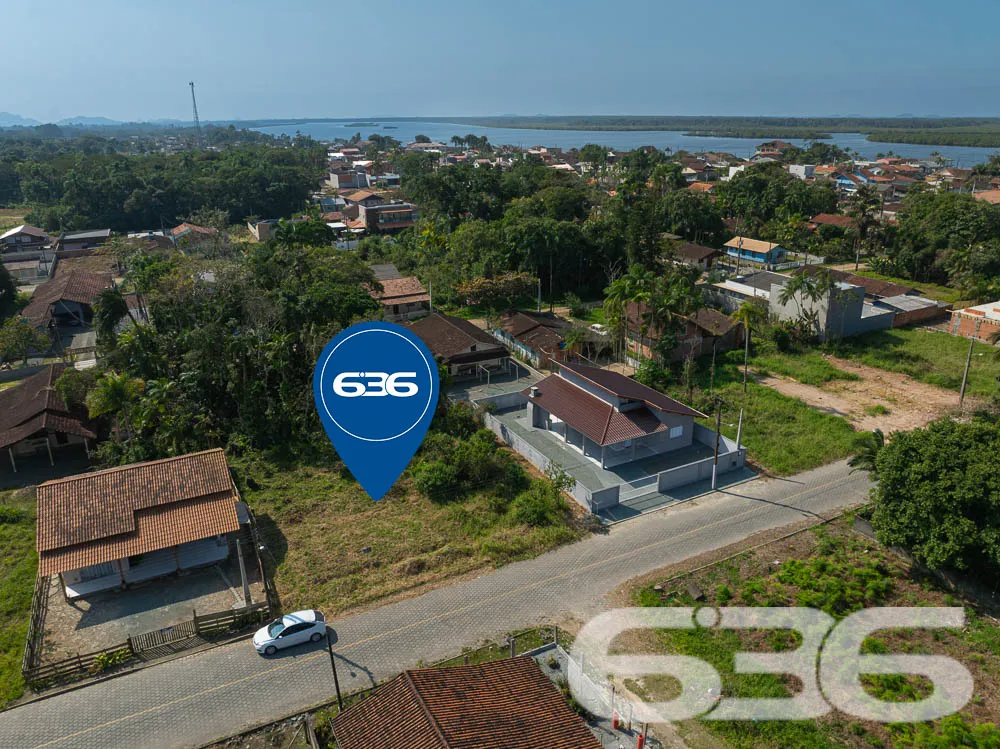 Descubra o potencial ilimitado do terreno em Balne