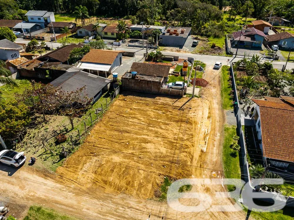 O terreno em Balneário Barra do Sul, no bairro Cos