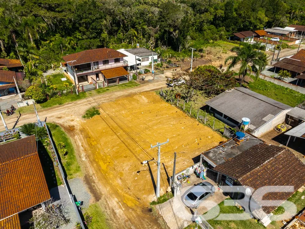 O terreno em Balneário Barra do Sul, no bairro Cos