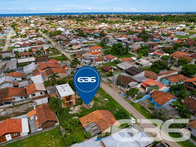 VENDE-SE LOTE NO CENTRO DE BALNEÁRIO BARRA DO SUL 