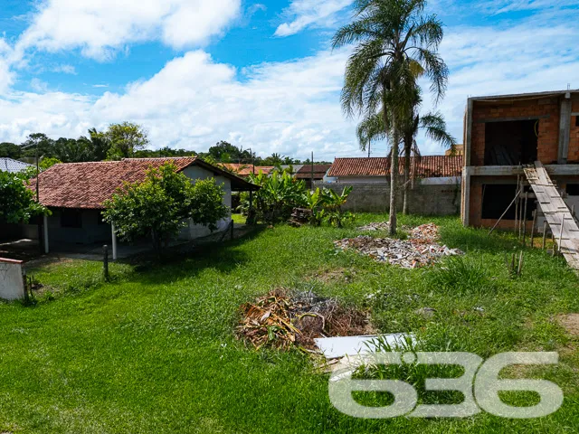 VENDE-SE LOTE NO CENTRO DE BALNEÁRIO BARRA DO SUL 