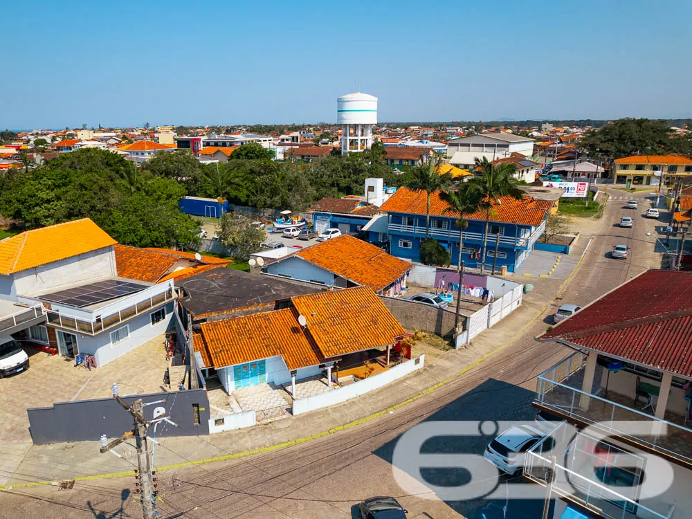 OPORTUNIDADE DE INVESTIMENTO NO CENTRO DE BALNEÁRI