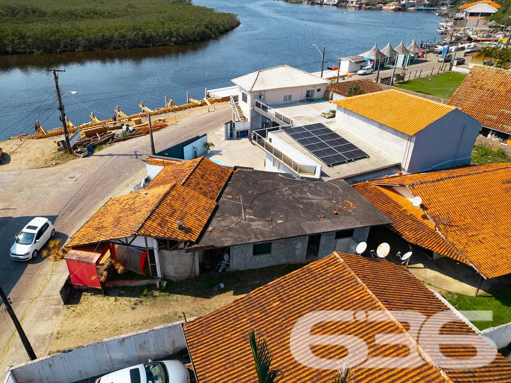 OPORTUNIDADE DE INVESTIMENTO NO CENTRO DE BALNEÁRI