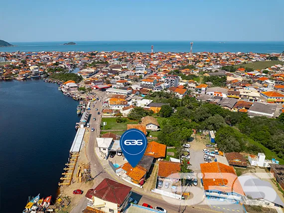 OPORTUNIDADE DE INVESTIMENTO NO CENTRO DE BALNEÁRI